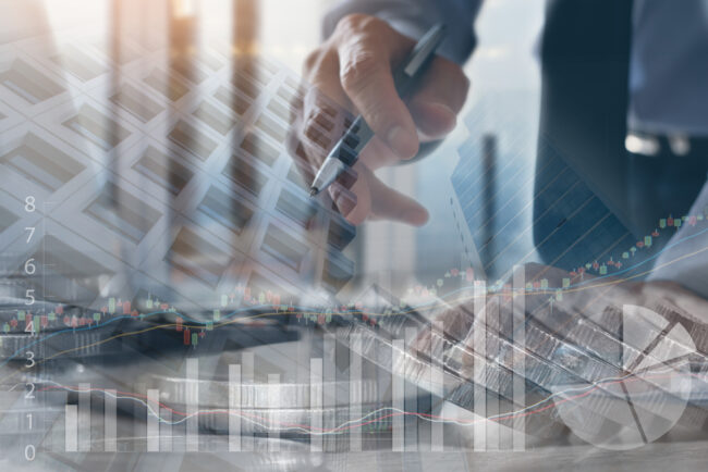 Stock,Market,Analyzing,,Financial,Investment,Concept.,Double,Exposure,Businessman,,Bank