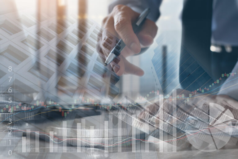 Stock,Market,Analyzing,,Financial,Investment,Concept.,Double,Exposure,Businessman,,Bank